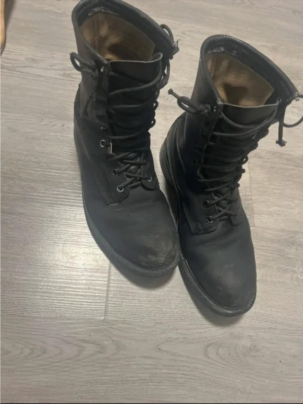 Wolverine Size 8 Men's Black Lace-Up Tactical Boots